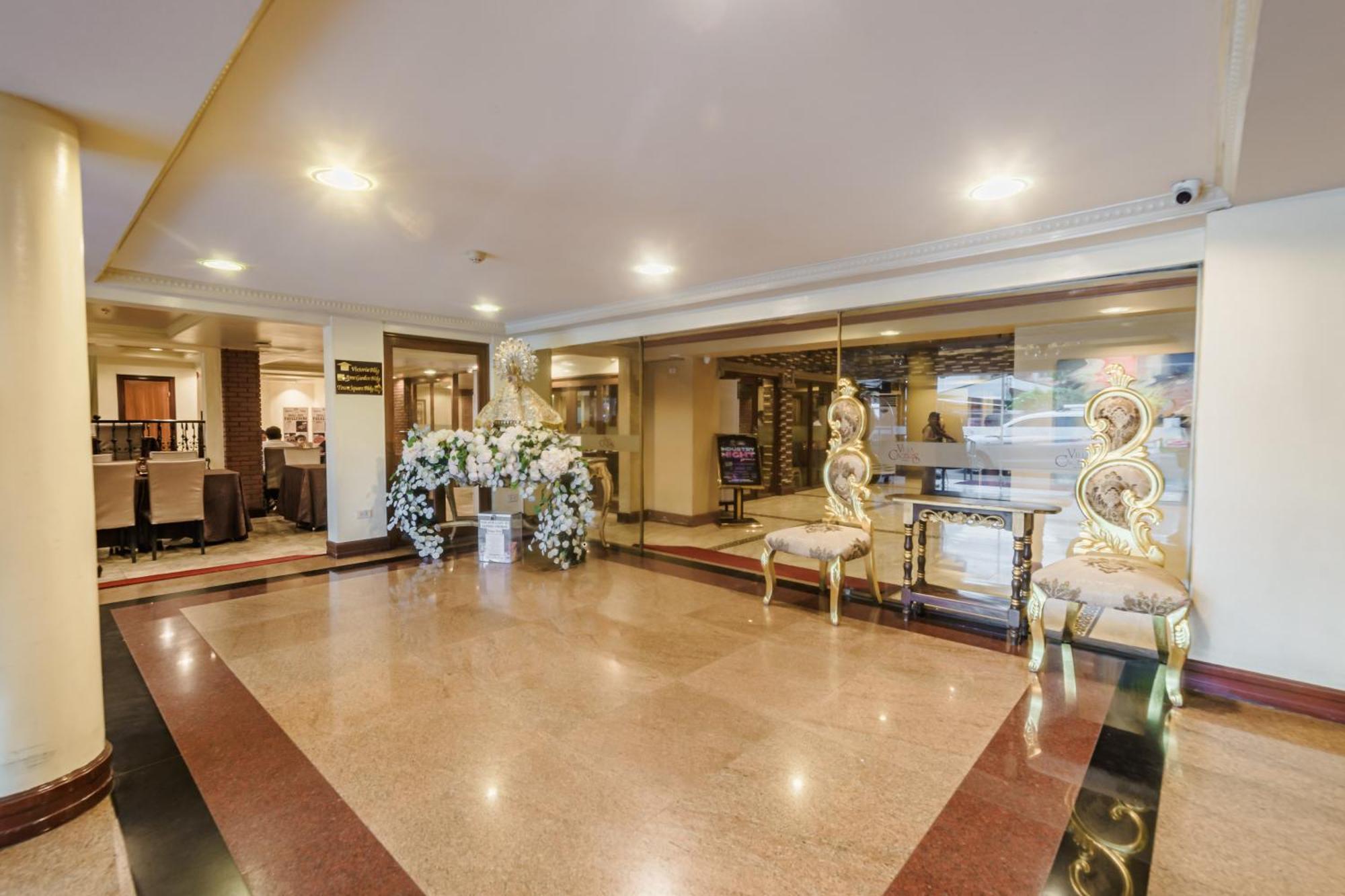 Villa Caceres Hotel Naga  Extérieur photo