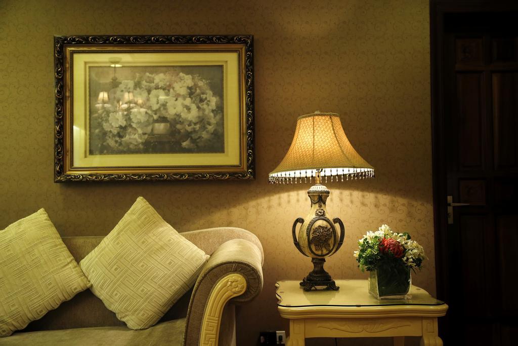 Villa Caceres Hotel Naga  Extérieur photo